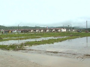 Chuva causou alagamento no município de União dos Palmares (Foto: Reprodução/TV Gazeta)
