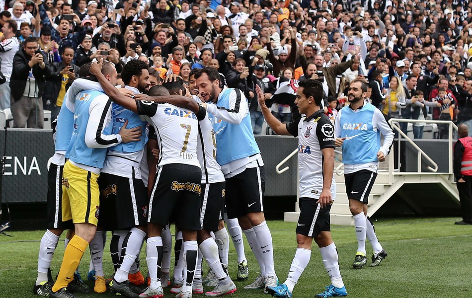 ENQUETE: Em quais posições o Corinthians precisa de reforços pra 2016 ?
