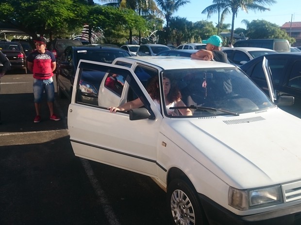 Donos discutiram com segurança e testemunha antes de saírem em Itapetininga (Foto: Caio Gomes Silveira/ G1)