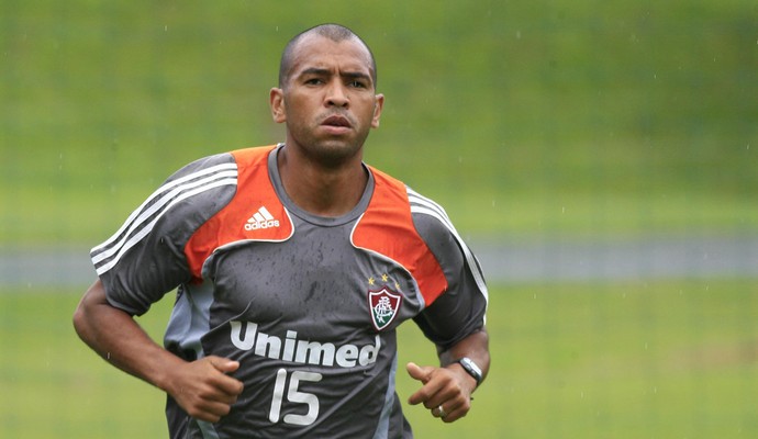 Paulo Cesar Fluminense 2009 (Foto: Photocamera) Paulo Cesar Fluminense 2009 (Foto: Photocamera)