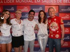 Xuxa e novo namorado curtem carnaval do Rio: 'Feliz pacas'