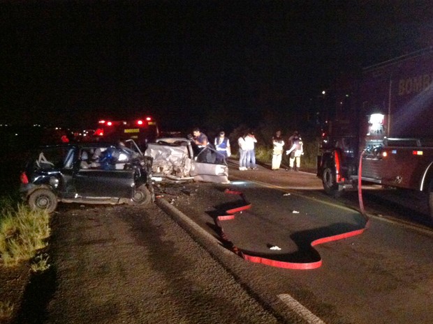 Acidente em Santa Maria deixou 6 mortos na noite desta terça-feira (27) (Foto: Bernardo Bortolotto/RBS TV)