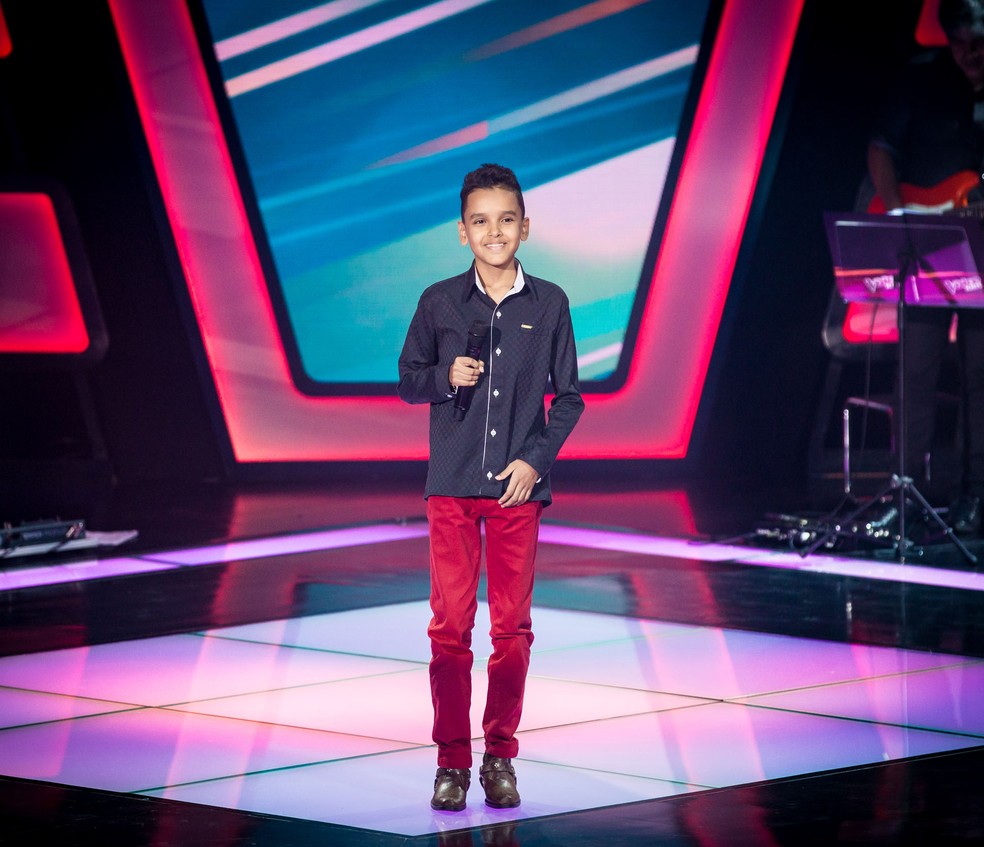 Marco Souzza cantou “Porque Homem não Chora” (Foto: Isabella Pinheiro/ Gshow)