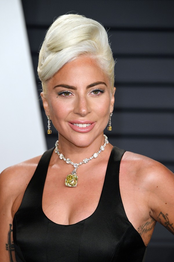 BEVERLY HILLS, CALIFORNIA - FEBRUARY 24: Lady Gaga attends 2019 Vanity Fair Oscar Party Hosted By Radhika Jones at Wallis Annenberg Center for the Performing Arts on February 24, 2019 in Beverly Hills, California. (Photo by Daniele Venturelli/WireImage) (Foto: WireImage)