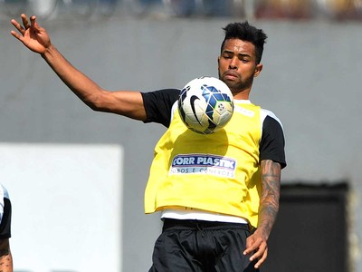 Giva Santos (Foto: Ivan Storti / Divulgação Santos FC)