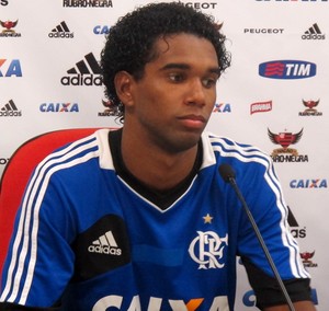 Luiz Antônio Coletiva Flamengo (Foto: Thales Soares)