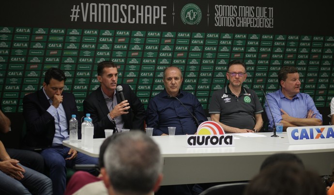 Rui Costa e Vagner Mancini foram apresentados na Chapecoense  (Foto: Sirli Freitas/Chapecoense)
