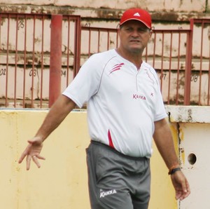 Deto Pereira, técnico do América-SP (Foto: Oscar Oliveira / Site Amadorzão)