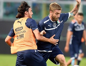 Daniele De Rossi treino Itália (Foto: Getty Images)