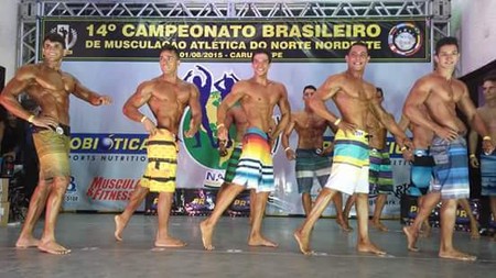 Júnior Silva, em sua primeira competição na categoria Men's Physique (Foto: Júnior Silva / Arquivo Pessoal)