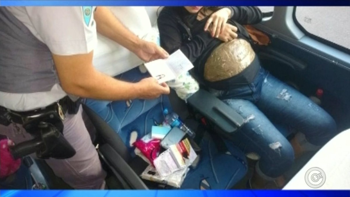 Falsa grávida é presa com cocaína em ônibus na rodovia Marechal Rondon - Globo.com