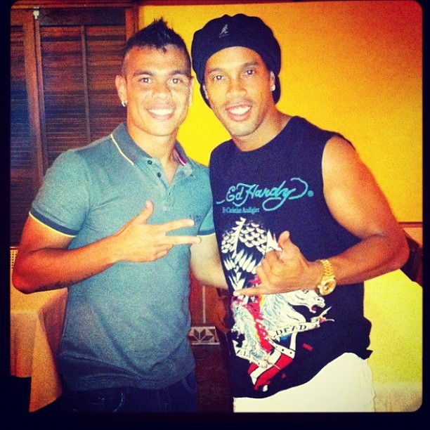 Bernardo e Ronaldinho Gaúcho postam foto (Foto: Reprodução / Instagram)