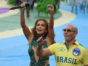 Jennifer Lopez e Pitbull (Foto: AFP / Agência)