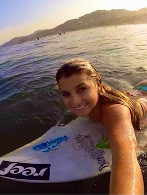 Jimena Ochoa, surfe (Foto: Reprodução/Instagram)
