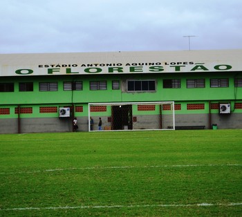 Estádio Florestão, em Rio Branco (AC) (Foto: Duaine Rodrigues)