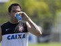 De olho no Tijuana, Corinthians dedica parte do treino ao jogo aéreo