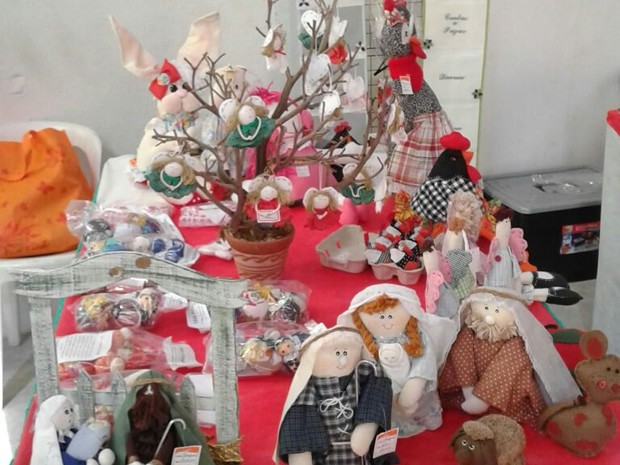 G1 Feira de Natal reúne artes u00e3os e oferece produtos em Resende, RJ notícias em Sul do Rio e Hamburgueria Artesanal Zona Sul Sp ~ G1 Feira de Natal reúne artes u00e3os e oferece produtos em Resende, RJ notícias em Sul do Rio e