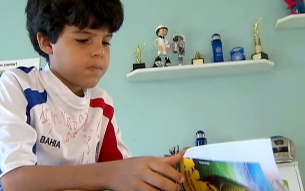 João Vitor, torcedor do Bahia, e autista (Foto: Reprodução/SporTV) João Vitor, torcedor do Bahia, e autista (Foto: Reprodução/SporTV)