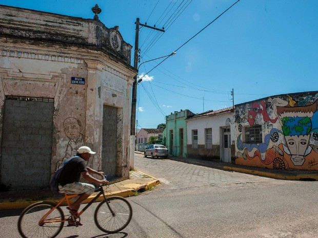 Rua no centro de Cáceres (Foto: Maria Anffe / GCom-MT)