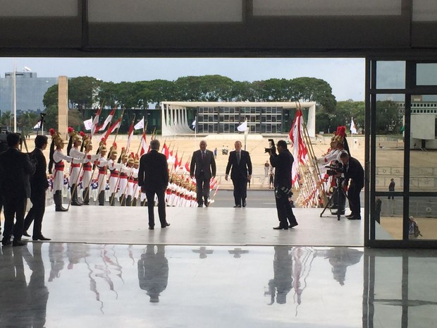 Michel Temer recebe o primeiro-ministro de Portugal, António Costa, no Palácio do Planalto (Foto: Luciana Amaral / G1)