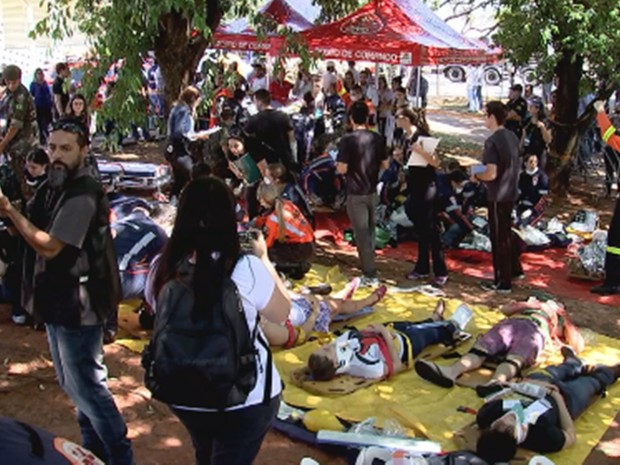Cerca de 50 profissionais e 160 voluntários participaram do treinamento (Foto: Reprodução/TV TEM) Cerca de 50 profissionais e 160 voluntários participaram do treinamento (Foto: Reprodução/TV TEM)