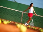 Carolina Oliveira faz ensaio para o EGO inspirado no tênis