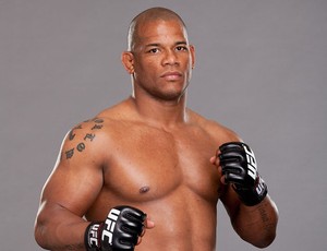 UFC HECTOR LOMBARD (Foto: Agência Getty Images)