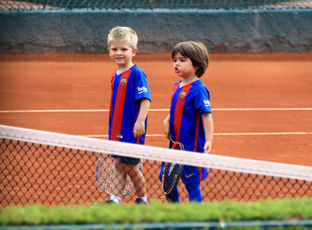 Millan e um amigo (Foto: Grosby Group)