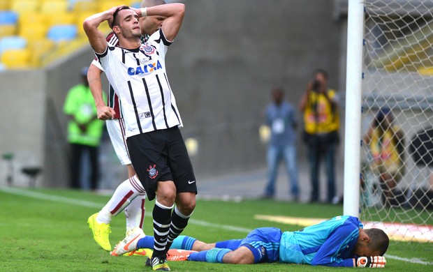 Renato Augusto, Fluminense X Corinthians (Foto: Andre Durão)