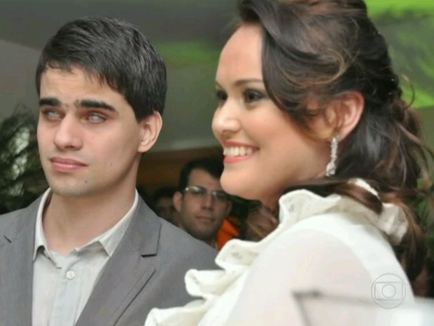 Marcos e Beatrice na cerimônia de casamento (Foto: Arquivo pessoal)