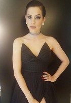 Sophia Abrahão usa look  mais de R$ 2 milhões em festa: 'Joias pesadas'