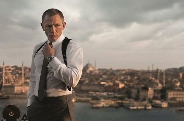 O ator Daniel Craig no papel do espião James Bond (Foto: Reprodução)