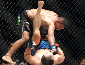 Bibiano Fernandes, campeão do One FC (Foto: Getty Images)