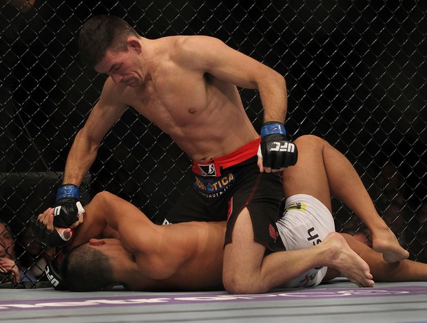 UFC 148 Demian Maia e Dong Hyun Kim (Foto: Agência Getty Images)