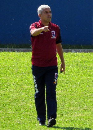 Técnico Ricardinho Paraná Clube (Foto: Fernando Freire)