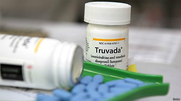 OMS agora recomenda consumo de antirretrovirais como prevenção ao HIV para certos grupos da população (Foto: BBC)