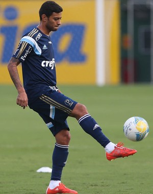 Cleiton Xavier marca, e Verdão vence o Nacional em jogo-treino