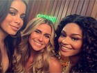 Poderosas: Anitta, Giovanna Antonelli e Juliana Alves posam juntas