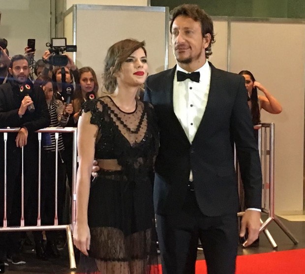 O ator e cantor Nicolás Vázquez e a mulher, Gimena Accardi  (Foto: Reprodução/Instagram)