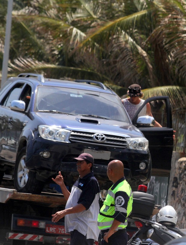 Carro do filho de Marcelo Novaes (Foto: Agnews ) Carro do filho de Marcelo Novaes (Foto: Agnews )