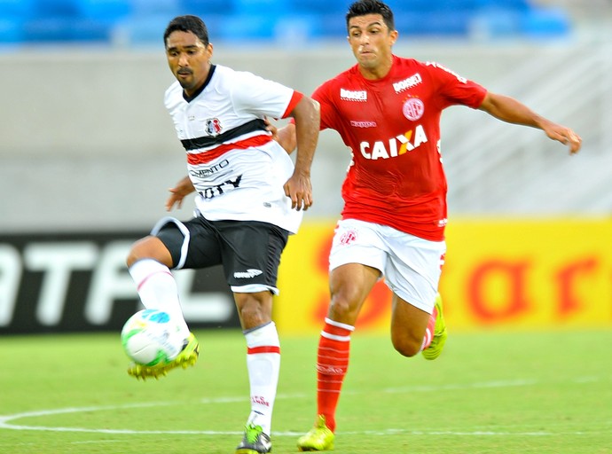 Santa e América  (Foto: Aldo Carneiro - Pernambuco Press)