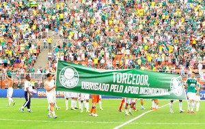 faixa Palmeiras x Boa Esporte (Foto: Marcos Ribolli / Globoesporte.com)