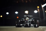 Hamilton bate Nico por sete milésimos e é pole em Cingapura; Massa é o 6º