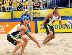 Ricardo e Emanuel vôlei de praia (Foto: Paulo Frank/CBV)