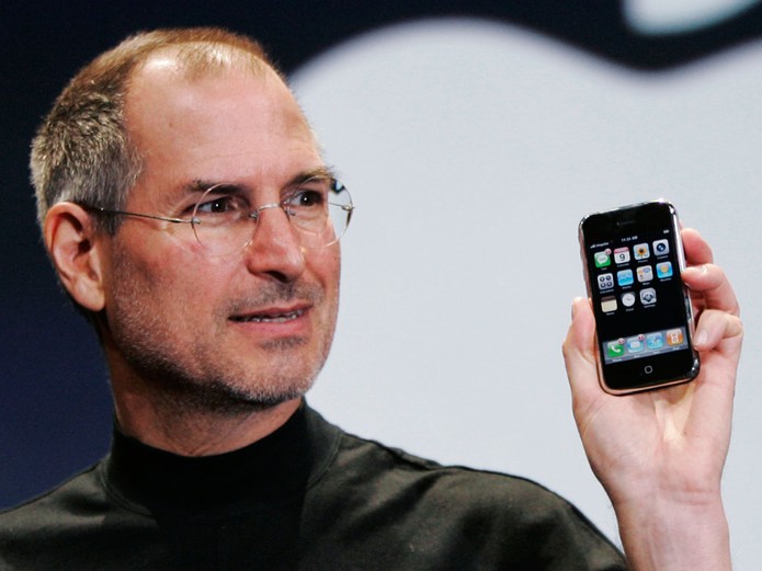 Steve Jobs na apresentação do primeiro iPhone (Foto: Divulgação) Steve Jobs na apresentação do primeiro iPhone (Foto: Divulgação)