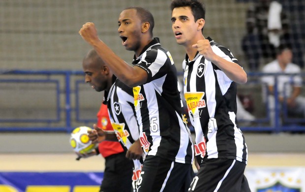 Botafogo e Cascavel, Taça Brasil de Futsal (Foto: Luciano Bergamaschi/CBFS)