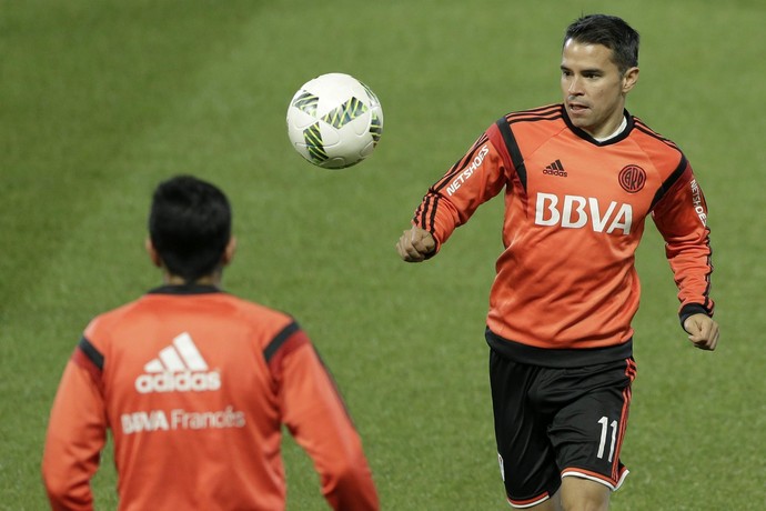 Saviola River Plate Mundial de Clubes (Foto: Efe) Saviola River Plate Mundial de Clubes (Foto: Efe)