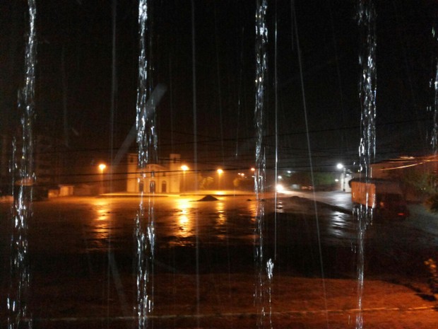 Dezesseis cidades registraram mais de 100 mm de chuvas  (Foto: G1/RN)
