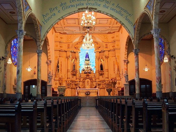 Catedral de Boa Esperança (MG) completa 200 anos (Foto: Reprodução EPTV / Claudemir Camilo)