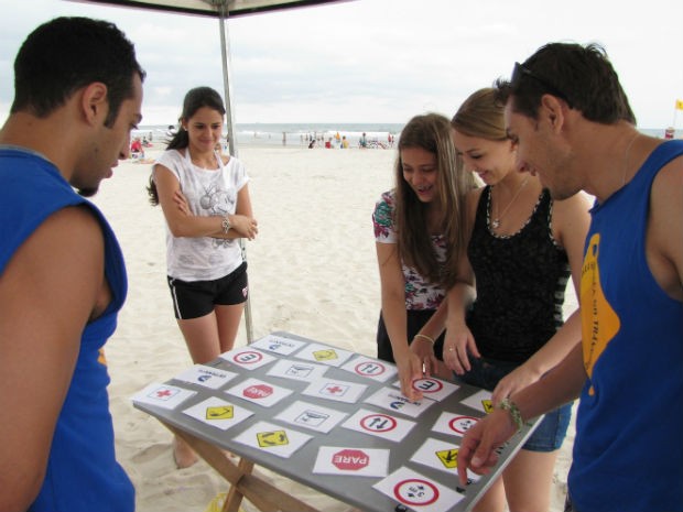 Uma tenda itinerante irá realizar atividades recreativas de educação para o trânsito nas praias, das 14h às 18h (Foto: Detran-Pr / Divulgação)